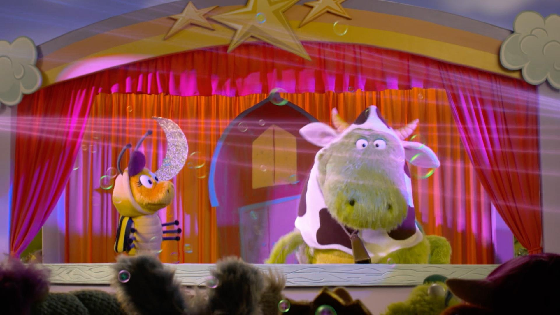 The pals put on a groovy grand finale for "The Cow and Potato Bug Opera."