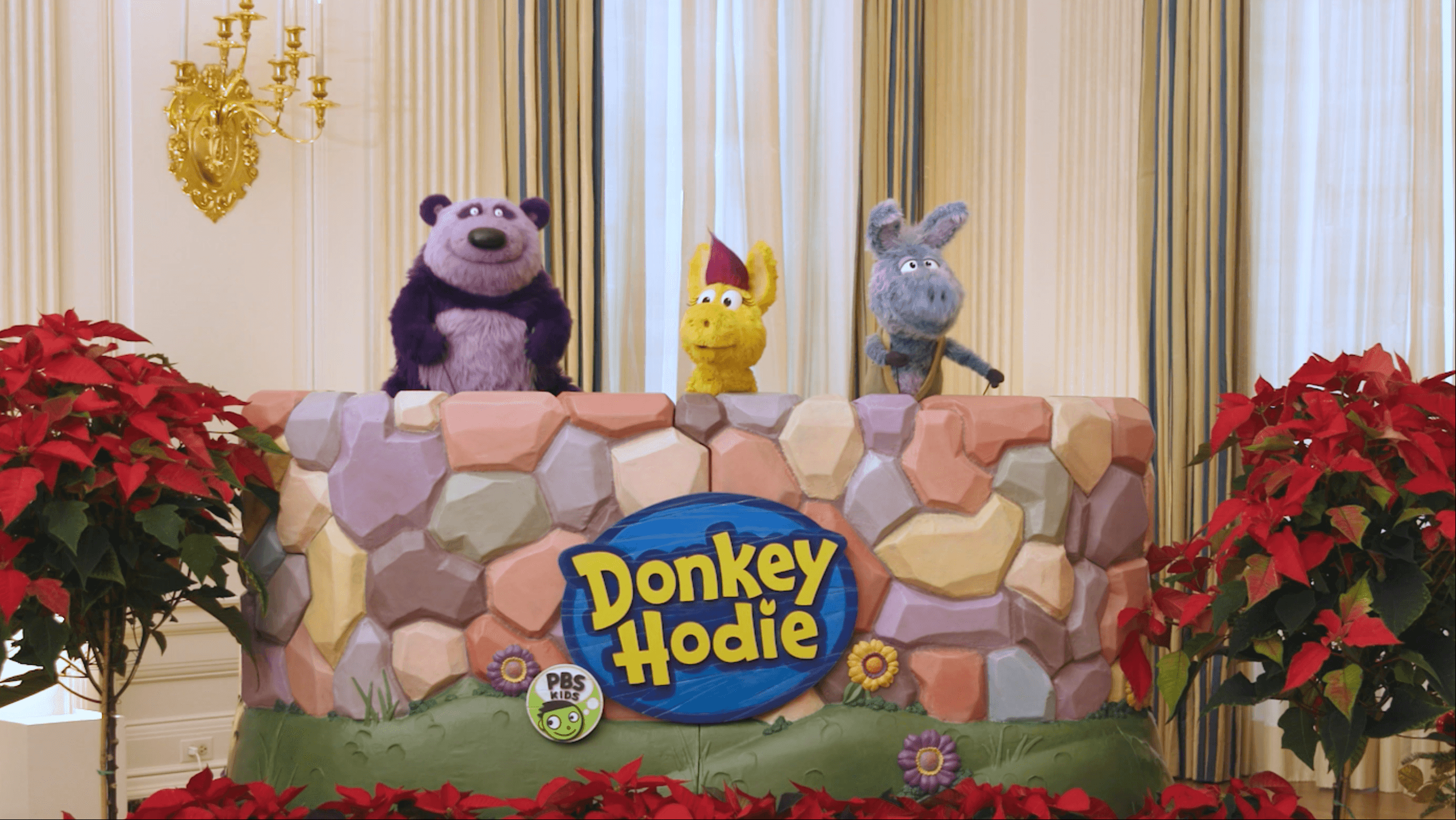 Donkey Hodie, Grampy, and Purple Panda do a Sing-Along at the White House.